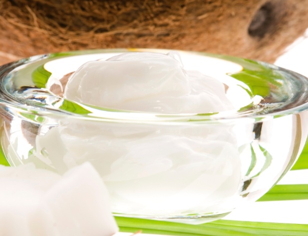 Procurado por quem quer emagrecer, o óleo de coco fornece 120 calorias a cada colher de sopa