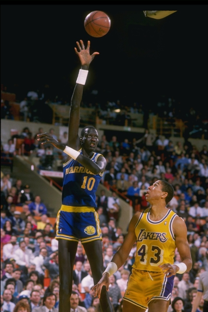 Muggsy Bogues e Manute Bol Basquete UOL Esporte