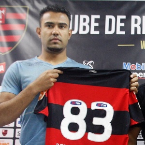 Renato Santos, camisa 83 do Flamengo, revelou frio na barriga antes de estreia pelo Flamengo