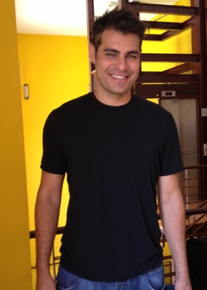 O ator Thiago Lacerda alguns minutos antes de coletiva realizada nesta <a in_rurl="http://i.trkjmp.com/click?v=QlI6MjE3OTM6MzMyOnF1YXJ0YTphZTQ5ODcxMTZjYTE3OTNlNDJkYWU2NGVmMTFkN2YyNTp6LTEwNjMtMTUyMjk6cHVibGljYWRvci5pbnRyYW5ldDoxNjE2NDppbWFnZV9vbmx5" href="#" style="text-decoration:underline" id="_GPLITA_0" title="Click to Continue > by Text-Enhance">quarta</a> (10/10/12) sobre a montagem da peça "Hamlet", em São Paulo