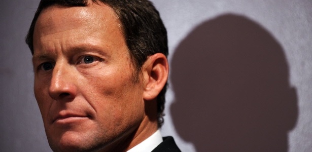 Lance Armstrong dará entrevista exclusiva à apresentadora Oprah Winfrey