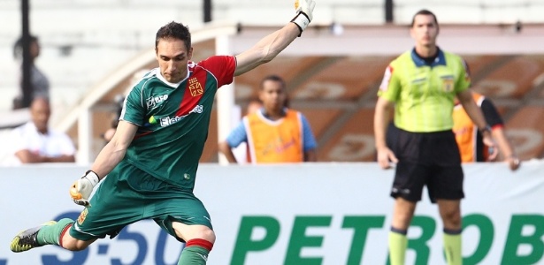 Marcelo Sadio/ site oficial do Vasco O goleiro Fernando Prass assegurou comprometimento do Vasco nas últimas rodadas