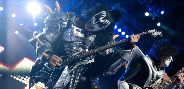 Kiss se apresenta em Porto Alegre, iniciando sua turnê pelo Brasil (14/11/12)