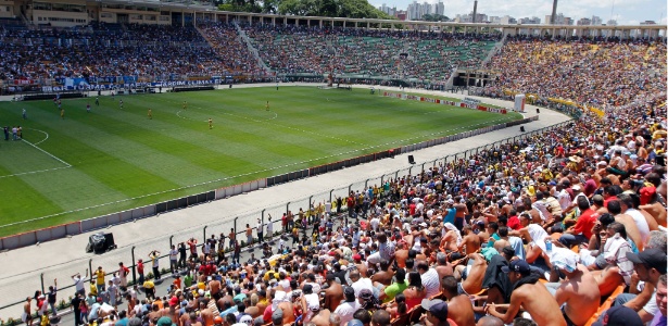 21.030 torcedores foram ao Pacaembu para a final da Copa Kaiser: recorde oficial no futebol amador