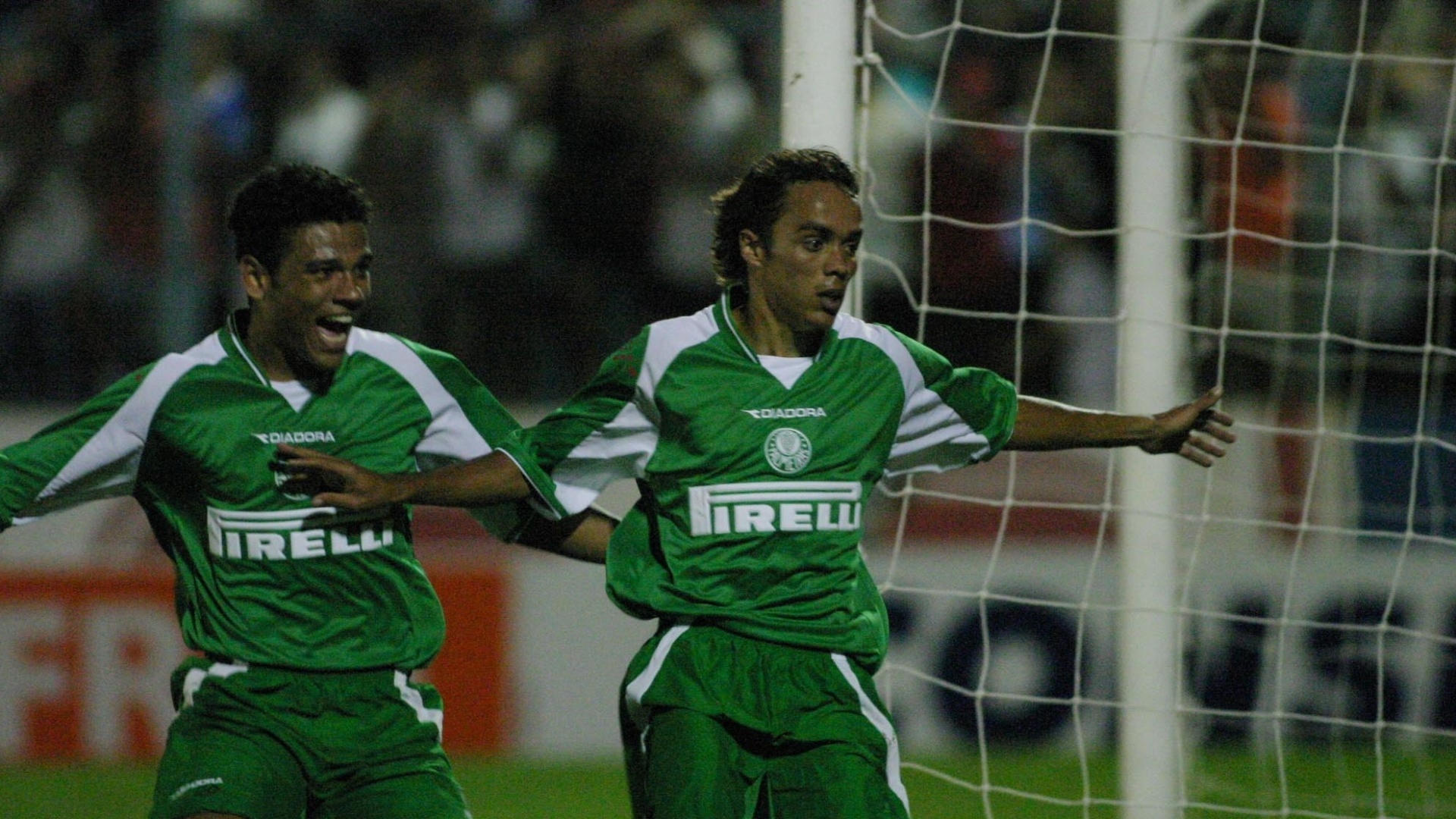 EXCLUSIVO: Aos 36 anos, ex-Palmeiras volta ao cenário do futebol pra disputar o Gauchão