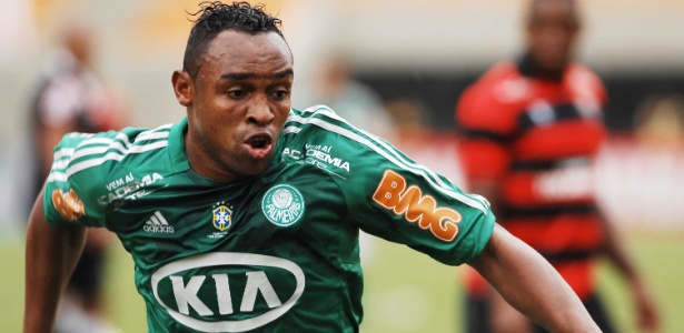 Obina retornou ao Palmeiras em julho e já foi descartado pela diretoria para 2013