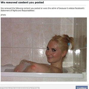 Site postou foto em que cotovelos podem ser confundidos com seios; imagem foi excluída