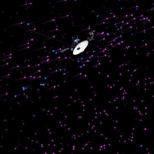 A sonda Voyager está a mais de 18 bilhões de quilômetros, ou 123 vezes a distância até o Sol