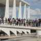 6dez2012---publico-forma-fila-para-entrar-no-velorio-do-arquiteto-oscar-niemeyer-no-palacio-do-planalto-uma-de-suas-obras-mais-importantes-em-brasilia-1354829676042_80x80.jpg