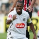 Santos descarta contrata&ccedil;&atilde;o de Robinho ap&oacute;s reprovar pedidas milion&aacute;rias: "imposs&iacute;vel"