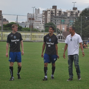 Gilberto Silva se despede de Pablo e Douglas Grolli ex-colegas de Grêmio e vai para o Atlético-MG