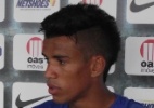 "Meu objetivo é ficar marcado na história do Vitória", diz ex-meia do Bahia