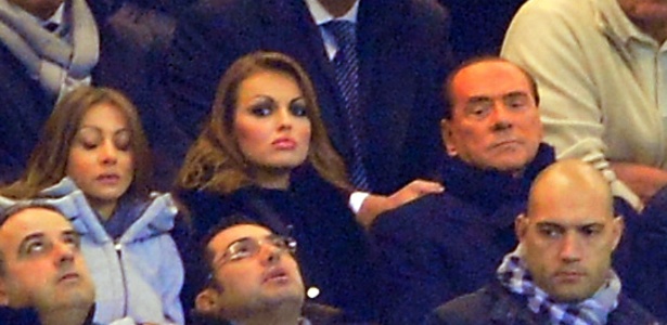 Silvio Berlusconi, 76, e Francesca Pascale, 28. O ex-premiê italiano confirmou que o casal está noivo