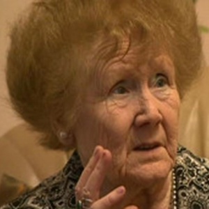 BBC Aos 84 anos, Cath Gamester ouve seis músicas em sua cabeça todos os dias, sem parar
