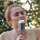 Miley Cyrus grava cover para clássico de Dolly Parton; veja - Reprodução