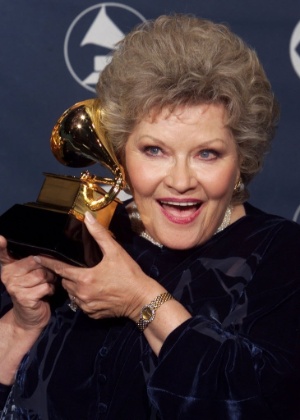 Patti Page on Cantora Pop Patti Page Morre Aos 85 Anos Nos Estados Unidos     Ltimas