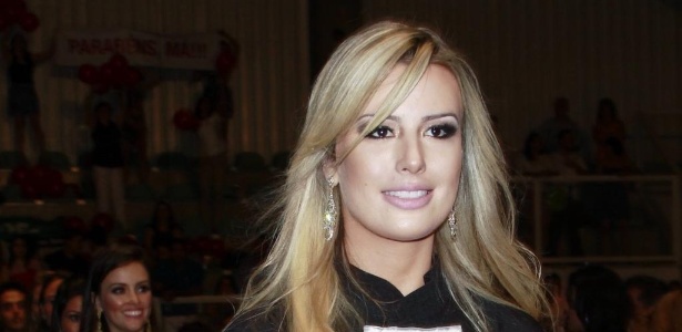 A advogada Fernanda Keulla, do "BBB13", em foto de sua formatura