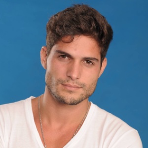 André