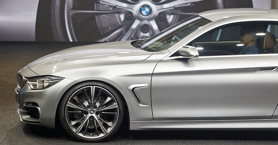 S 233 Rie 4 Coup 233 Concept Fotos Uol Carros