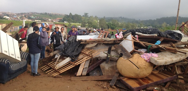 PM cumpre reintegração de posse em Campinas; cerca de 80 famílias são retiradas da área