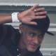 Neymar v&ecirc; final da Copinha sem seguran&ccedil;as no Pacaembu, come pizza e ganha at&eacute; medalha