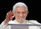 'Habemus papam' e fuma�a anunciam novo l�der da Igreja Cat�lica