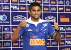 Após deixar Palmeiras por vaias, Luan encara torcida celeste que tem histórico de 
