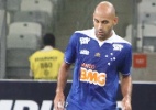 Bruno Rodrigo volta após "expulsão infantil" e nega ter moral com técnico