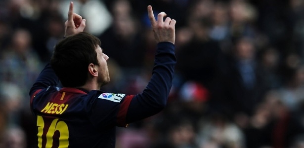 Messi celebra gol, o segundo do Barcelona no duelo contra o Getafe, pelo Espanhol