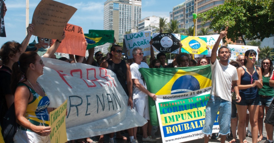 Resultado de imagem para Manifestação Rio de Janeiro renan calheiros