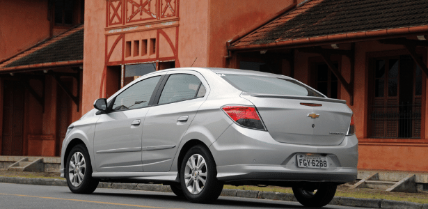 Novo Chevrolet Prisma, agora recheado, parte de R$ 34.99071 chevrolet prisma ltz 1361921928476 615x300 Novo Chevrolet Prisma, agora recheado, parte de R$ 34.99071
