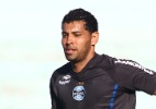 Grêmio prevê dificuldades para permanência de A. Santos e torce por Vargas