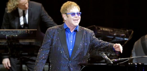 27.fev.2013 - Elton John apresentou o show da turnê "40th anniversary of the Rocket Man" no Jockey Club, em São Paulo. O cantor passará ainda por Porto Alegre, Brasília e Belo Horizonte