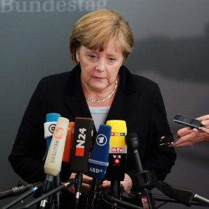Angela Merkel, chanceler da Alemanha, disse para jornalistas que o Chipre precisa de um plano para corrigir seu sistema bancário