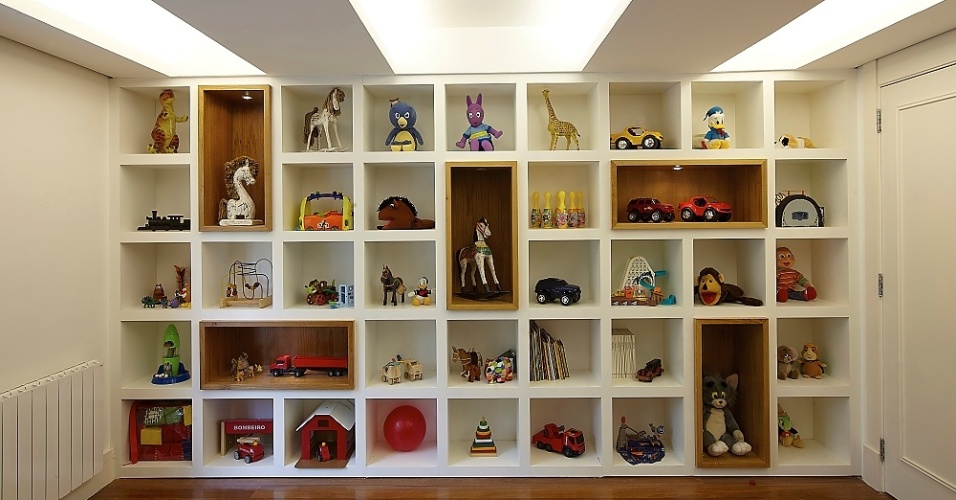 Inspire se em ideias para montar um espa?o para o seu filho brincar Estantes Para Quarto De Brinquedos ~ Inspire se em ideias para montar um espa?o para o seu filho brincar