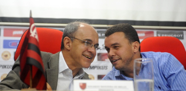 A diretoria liderada por Eduardo Bandeira (esq.) costurou o acordo com a Caixa