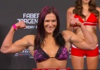 Rival de Ronda Rousey assina contrato com equipe de Anderson Silva