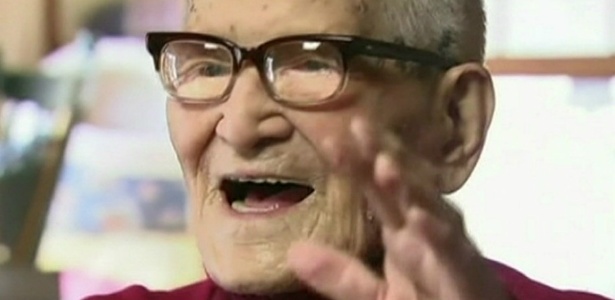 O japonês Jiroemon Kimura, 116, homem mais velho do mundo
