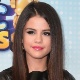 Selena Gomez afirma que está "disponível" em emissora de rádio - Getty Images