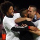 Torcedor invade festa do Bayern no Camp Nou e ganha abra&ccedil;os e camisa de presente; veja