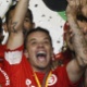Inter alfineta Gr&ecirc;mio e diz que Gauch&atilde;o ficou time que "sempre quis"