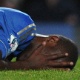 Ramires escorrega e cai de cara no ch&atilde;o em jogo do Chelsea; assista
