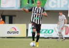 Douglas vai 'puxar a orelha' do time do Figueirense; seis são liberados