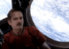 Astronauta pop grava clipe e mostra como � dia a dia no espa�o; veja v�deos