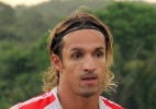 Náutico anuncia as contratações do goleiro Elinton e do atacante Caion