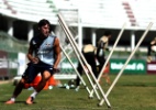 Rafael Sobis reencontra bola e dá sequência à recuperação no Fluminense