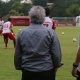 Juvenal visita vesti&aacute;rios, campos e n&atilde;o sai de Cotia em intertemporada contra crise