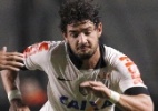 Elenco milionário cai, e Corinthians se irrita com questionamentos