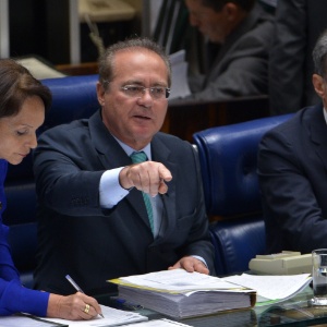 Renan Calheiros (PMDB-AL), presidente do Senado, durante sessão para analisar a MP dos Portos