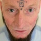 Inglês com tatuagem na cabeça já foi recusado em 450 empregos - rosspary.co.uk